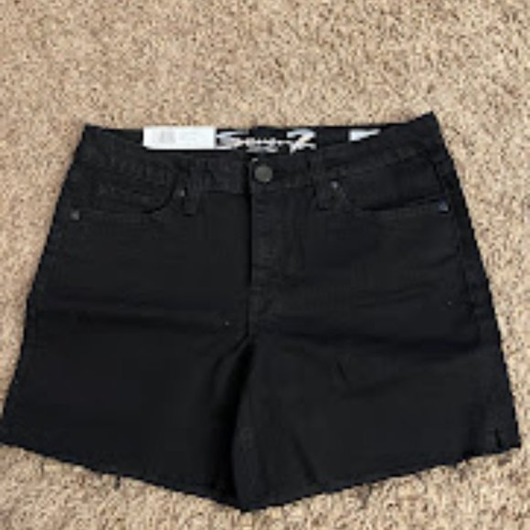 NWT-Seven7 5" Inseam Black Weekend Jeans Shorts - $15 - Picture 1 of 5